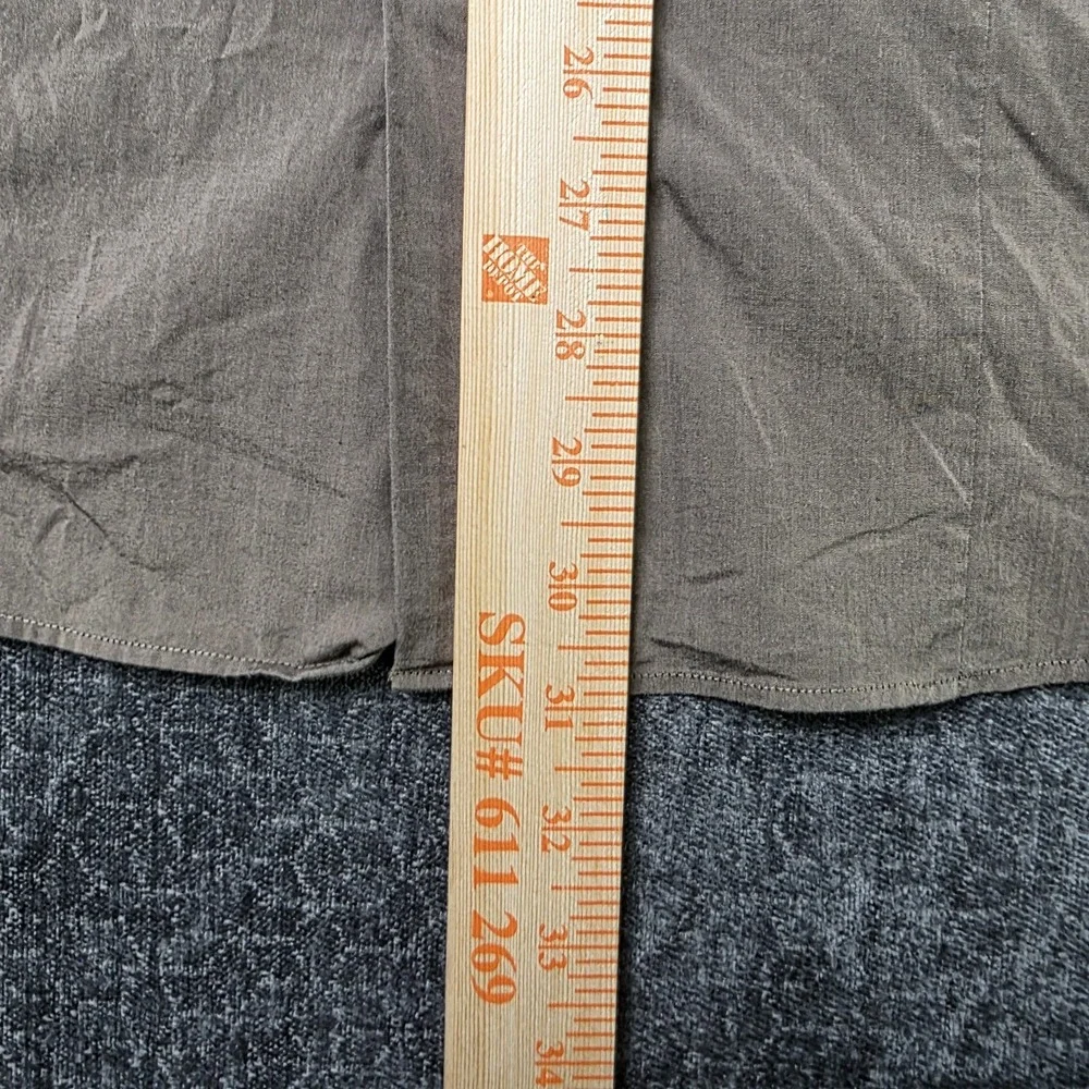 Banana Republic Slim Fit Button Up Shirt Mens Medium Tan Epaulette Shoulder Army